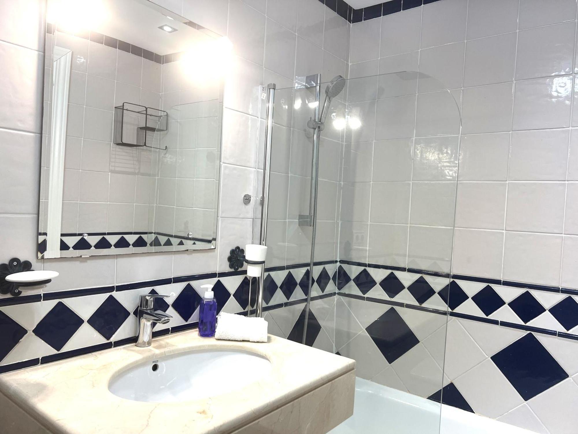 Stylish Townhouse In Beachfront Complex Marbella Zewnętrze zdjęcie