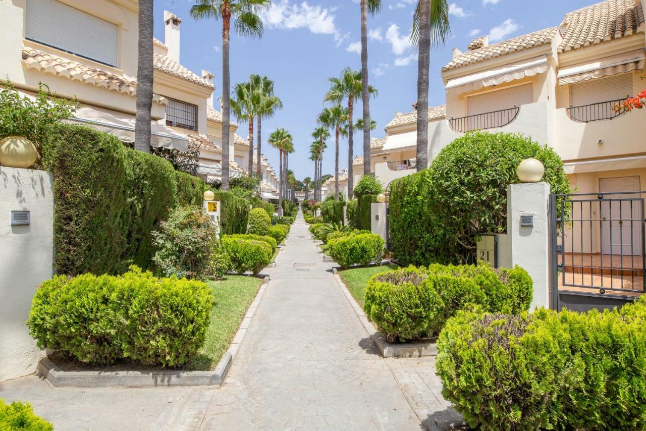 Stylish Townhouse In Beachfront Complex Marbella Zewnętrze zdjęcie